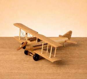 Modèle d'avion en bois de style nautique, pièce maîtresse décorative, modèle d'avion vintage pour décoration de table - Product Image 1