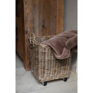 Rattan <b>basket</b> with wheels Handmade Storage <b>Basket</b> Wholesale eco-friendly Made in Viet Nam - Product Image 5