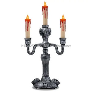 Candélabre vintage en métal doré avec de beaux bougeoirs adaptés à un événement festif et un style élégant de décoration intérieure - Product Image 3