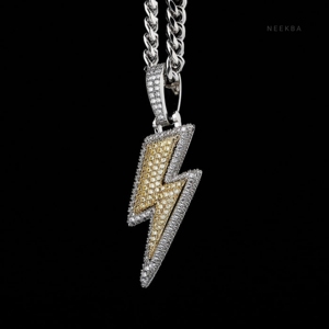 Pendentif Éclair Entièrement Sertie de Pierres - Bijou Unique et Spectaculaire, Pendentif Moissanite Couleur D VVS, Pendentif Fait Main en Argent 925 - Product Image 3