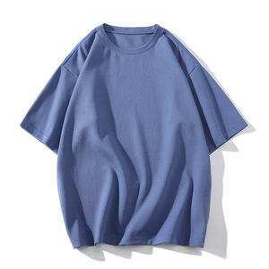 เสื้อยืดคอกลมแขนสั้นผู้ชายผ้าฝ้ายแท้ 100% สกรีนโลโก้ด้านหน้าสองสี แบบ OEM สั่งทำได้ ระบายอากาศ แห้งเร็ว เหมาะสำหรับออกกำลังกาย - Product Image 4