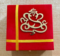 Caja Decorativa de Latón Hecha a Mano con Diseño de Swastika y Ganesha, Portavelas con Cuentas de Cristal, Artículos para Pooja, Regalo de Navidad