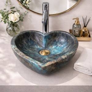 Vasque de salle de bain en pierre de labradorite naturelle de luxe en forme de cœur avec finition bleu-vert irisé pour comptoir de vanité moderne - Product Image 1