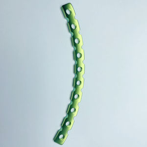 Implant maxillo-facial en titane en forme de nuage anatomique CMF pour instruments de neurochirurgie par Mahfooz Instruments - Product Image 3