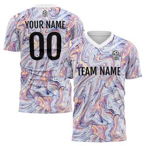 เสื้อฟุตบอลแบบกำหนดเองสำหรับผู้ชาย คอวี แขนสั้น พิมพ์ลายแบบซับลิเมชั่น ระบายเหงื่อได้ดี ผลิตจากโพลีเอสเตอร์ 100% พร้อมชื่อทีมและหมายเลข สำหรับผู้ใหญ่ - Product Image 5