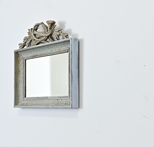 Highest Quality Framed Wood Mirror With <b>Leaf</b> And Lyre Design Shabby Chic <b>Wall</b> <b>Decor</b> - Product Image 3