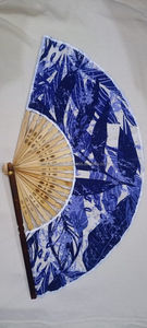 Nuevo Abanico Plegable de Bambú Tallado con Logotipo Personalizado al por Mayor, Abanico de Mano para Bodas de la India en Venta - Product Image 4