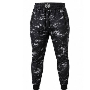 Pantalones de compresión de alto rendimiento que brindan soporte muscular premium, transpirabilidad y flexibilidad para atletas. - Product Image 1