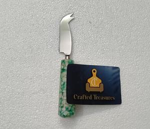 Couteau à fromage au design créatif, manche en résine époxy et terrazzo, couteau à beurre, ustensile de cuisine et de table - Product Image 2