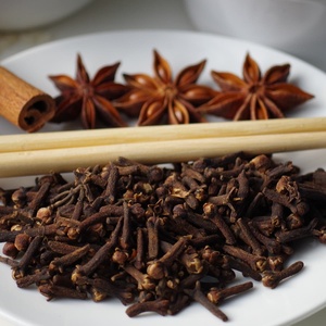 Cloves Elite Harvest Bud Selection For Retail Supply Chains Featuring Strong Fragrance And Rich Flavor - Product Image 1