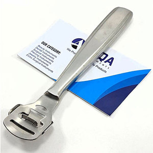 Herramienta para raspar callos de acero inoxidable con mango ergonómico para eliminar la piel muerta, cuidado de los pies, pedicura y suavizado de talones - Product Image 1