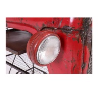 Meuble industriel de style vintage, design antique, ancien comptoir de bar de tracteur, armoire, porte-vin artisanal antique, capot de tracteur