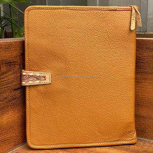 A4 multifonctionnel fermeture éclair usiné à la main en cuir matelassé porte-documents classeurs à anneaux personnalisé bureau spirale portefeuille organisateur - Product Image 5