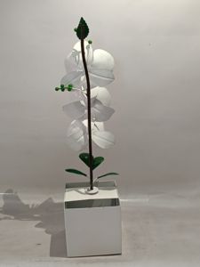 Fleur d'orchidée Phalaenopsis artificielle blanche en pot, orchidée en pot en plastique, décoration pour la maison, le bureau, les mariages et les fêtes - Product Image 4