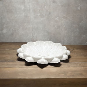 Bol en marbre blanc sculpté à la main authentique d'Inde, magnifique pièce d'accent pour la décoration de table, offrant une élégance artisanale - Product Image 4