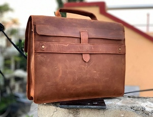 Bolsa de Piel para Portátil de Primera Calidad, Simple, Ligera, Duradera, Personalizable, OEM - Product Image 3