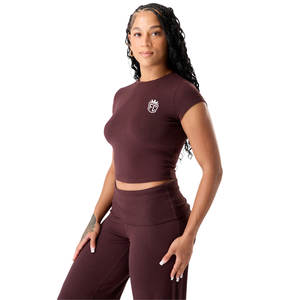 Camiseta Deportiva para Mujer Cloud Tee, Color Marrón Cachemir, Suave y Elástica, Corte Recortado, para Fitness, Yoga, Uso Diario y Athleisure - Product Image 3