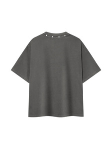 T-shirt unisexe oversize à clous Y2K, en coton délavé vintage, style streetwear gothique avec clous métalliques - Product Image 2