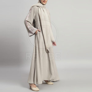 Soft Fabric Elegant Women <b>Abaya</b>-Comfortable & Breathable Floor Length Long Sleeves All Seasons Use - Product Image 2