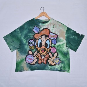 Camiseta de Mujer con Estampado de Pato, Tie Dye, Ecológica, Personalizable, Cuello Redondo, Estilo Urbano, Holgada, Manga Corta, 100% Algodón - Product Image 1