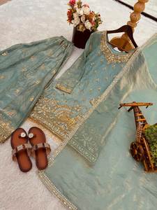 <b>Book</b> Now Latest New Design Winter Evening Party Special High Quality Pure Silk Fabric Salwar Kameez Faux Fur Lining Customized - Product Image 6