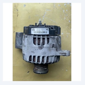 Alternateur d'occasion 13588306 A20DTE LHV pour Opel 2.0 CDTI Insignia A 120HP 2014 par GM - Product Image 2