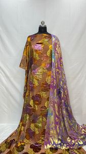 Vestido de Lujo con Bordado Floral en las Mangas de Kimono, Estilo Maqbal Dirac Somalí, para Mujer, en Spandex, Ecológico, Ropa Tradicional Africana, Corte Regular - Product Image 6
