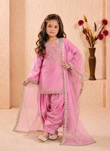 Costume ethnique traditionnel indien pakistanais pour femmes, rose, avec broderie, dupatta, longueur cheville, coupe régulière, tenue de mariage - Product Image 4