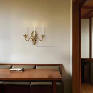 Candelabro Alto de Metal Hecho a Mano de Lujo con Acabado Dorado Premium para Decoración del Hogar y Regalos de Navidad - Zahid Exports - Product Image 4