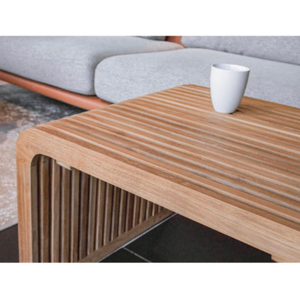 Table basse en teck massif, design à lattes, esthétique minimaliste, mobilier de salon, robuste, décoration intérieure unique - Product Image 1