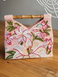 Bolso de Noche Hecho a Mano con Cuentas, Bordado de Palmera al Atardecer, Bolso de Playa Bohemio de Bambú para Verano, con Correa Única Abierta y Patrón Cítrico de Satén - Product Image 2