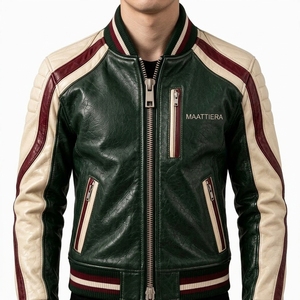 Blouson en cuir vert pour homme, style bomber, avec blocs de couleur crème et bordeaux, manches rayées, col côtelé, poches zippées, personnalisable, vente en gros - Product Image 1