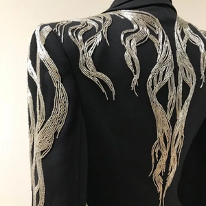 Blazer de Hombre de Algodón Premium Hecho a Medida, con Bordado de Cuentas y Cristales, Base de Poliéster, para Bodas y Fiestas - Product Image 5