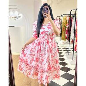 Atractivo Vestido de Georgette con Estampado Digital, Listo para Usar, Color Rosa - Product Image 1