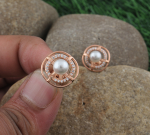 Luxury Rose Gold Plated Pearl <b>Earrings</b> for Women Wholesale AAA Shell Pearl <b>Studs</b> Elegant Bridal Wedding Jewelry - Product Image 2