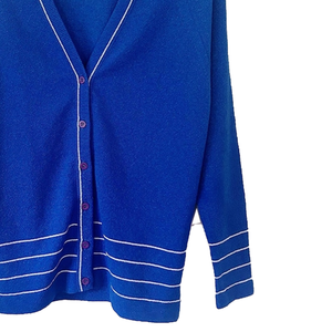 Cardigan en tricot bleu cobalt à col en V et boutons sur le devant, style preppy, avec bordure contrastante, confortable et chic pour l'hiver - Product Image 6