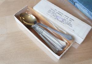 Cuillère en métal multi-usages de qualité supérieure pour servir la soupe, les desserts, la cuisine et la préparation des aliments, disponible dans le monde entier - Product Image 5