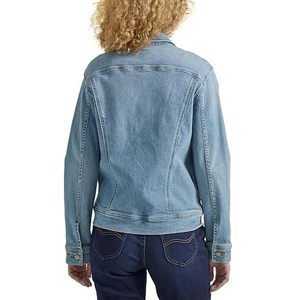Chaqueta Vaquera Negra para Mujer, Corte Ajustado, Estilo Casual y Urbano, Proveedor de Ropa Personalizada - Product Image 2