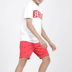 Shorts Oxford rouges pour hommes avec imprimé requin, taille mi-haute, fermeture boutonnée, style décontracté, type Bermuda - Product Image 5