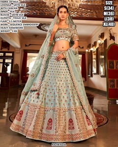 Lehenga Tradicional Gulnaar Radiance de Seda Satinada, Largo Hasta el Suelo, para Bodas y Diwali - Product Image 2