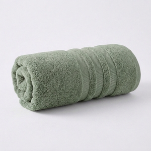 Toalla de Baño Verde Salvia Zero Twist de Algodón Suave con Diseño de Tres Rayas para Hogar, Spa, Hotel, Regalo, Boutique, Baño y Uso Diario - Product Image 2