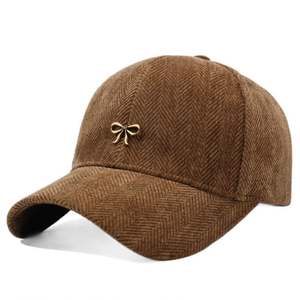 Gorro de Béisbol Elegante de Invierno con Diseño de Pata de Gallo para Mujer, Gorro Deportivo Cálido con Lazo - Product Image 5