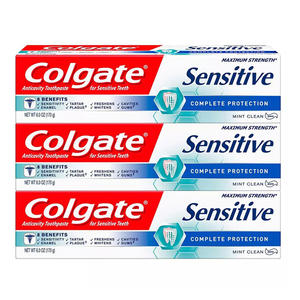 Pasta de dientes Colgate Total Advanced para un cuidado bucal completo con protección antibacteriana, en formato grande. - Product Image 4