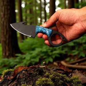 Cuchillo de caza y desollado de acero de alto carbono, hecho a mano y personalizado, con gancho para el intestino, mango con el mejor diseño y recubrimiento negro, y funda de alta calidad. - Product Image 4