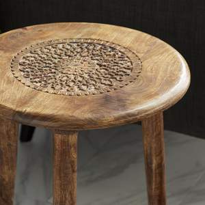 Table basse ronde traditionnelle pour petits espaces avec support en bois pour livres, magazines et plantes, idéale pour le salon - Product Image 3