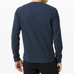Sweat-shirt à manches raglan bleu foncé pour homme Coupe classique Col rond Tricoté en coton Vêtement décontracté pour l'automne - Product Image 5