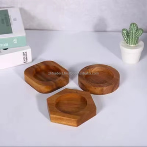 Quemador de incienso de madera Sheesham hecho a mano con tapa de vidrio artística y acabado natural para aromaterapia, yoga y espacios relajantes - Product Image 5