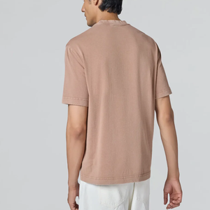 Camiseta de hombre de corte casual y regular con lavado ácido, logotipo personalizado, de secado rápido, de algodón teñido liso, fabricada en Pakistán - Product Image 5