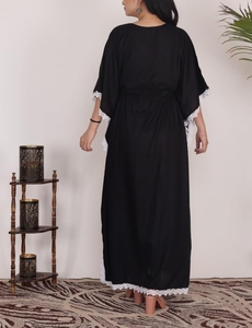 New 2026 Dubai Beautiful Black Breathable Turkish Style Polyester Floor Length Women's Abaya Islamic Clothing for Saudi Arabia - Product Image 3