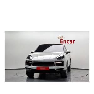 Porsche Cayenne 3.0 Coupé 2024/5, 35,630 km, Caja de Cambios Automática, Cámara Trasera, Asientos de Cuero, Volante a la Izquierda - Product Image 3